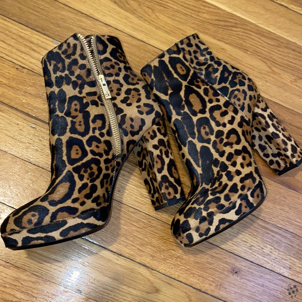 Calvin Klein leopard chunky heel boots 7.5 worn 1X no flaws.